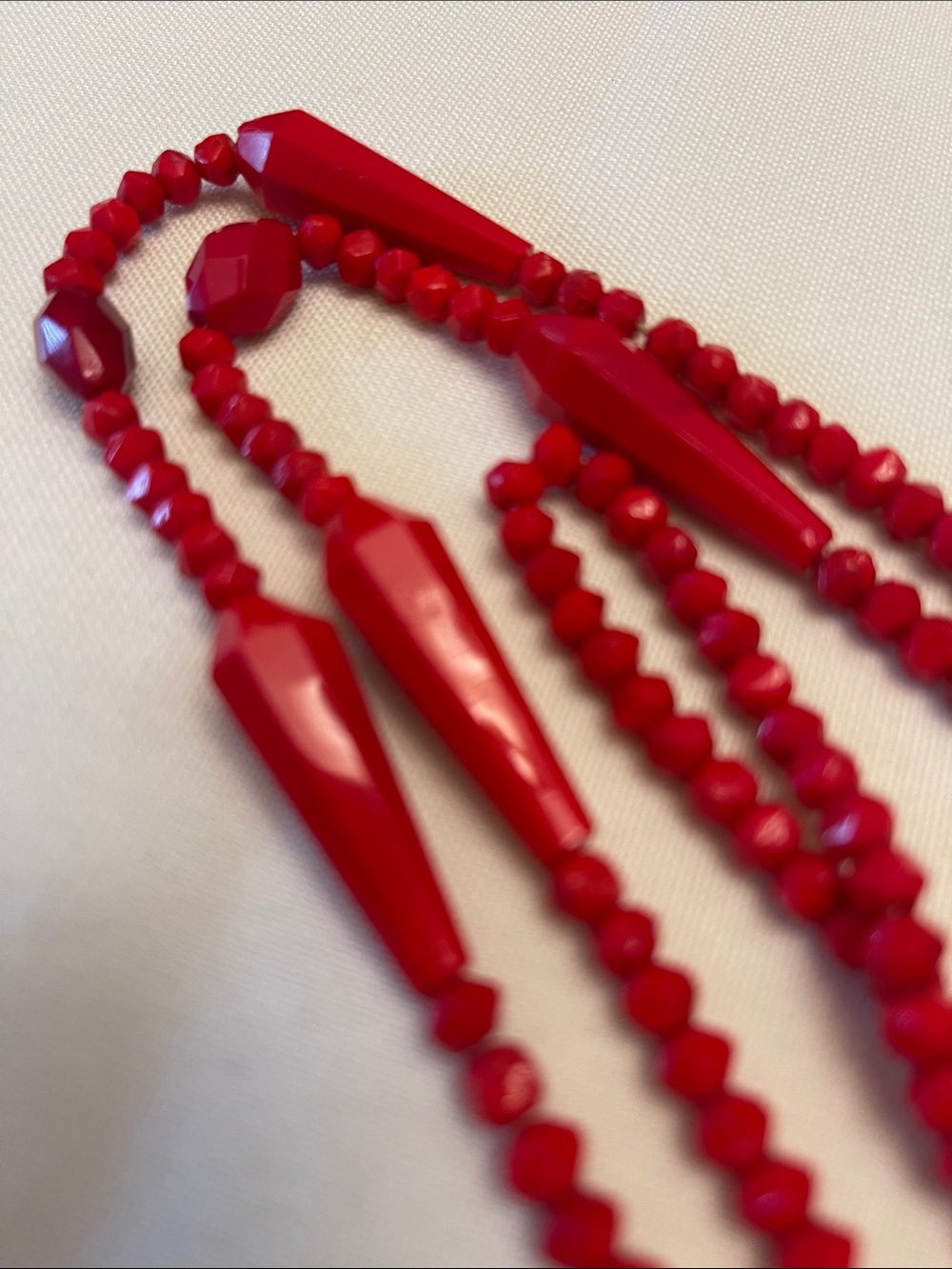 1920s! Authentic Vintage Antique Flapper Red Satiour Beaded Tassel Necklace - Picture 2 of 7